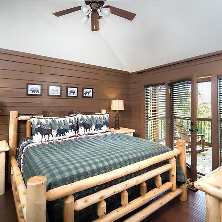 Another Day In Bearadise By Stony Brook Cabins Gatlinburg Dış mekan fotoğraf